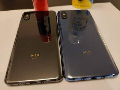 Опубликованы "живые" снимки смартфона Xiaomi Mi Mix 3 