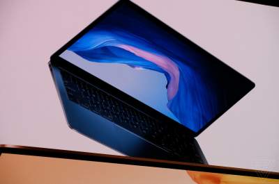 Apple представила обновленный ноутбук MacBook Air