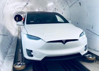Илон Маск открыл первый скоростной подземный тоннель 