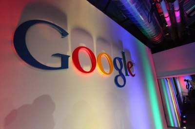 На совет директоров Google подали в суд