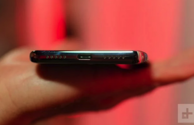 Huawei P30 засветился на "живых" фото