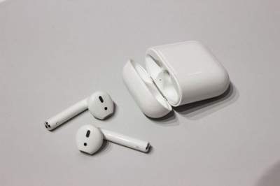 Apple готовит к выпуску еще одни беспроводные наушники