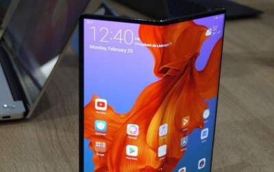 Huawei: гибкие смартфоны станут дешевле нынешних флагманов