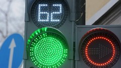 В девяти российских городах появятся "умные" японские светофоры